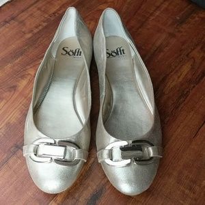 Sofft gold metallic flats